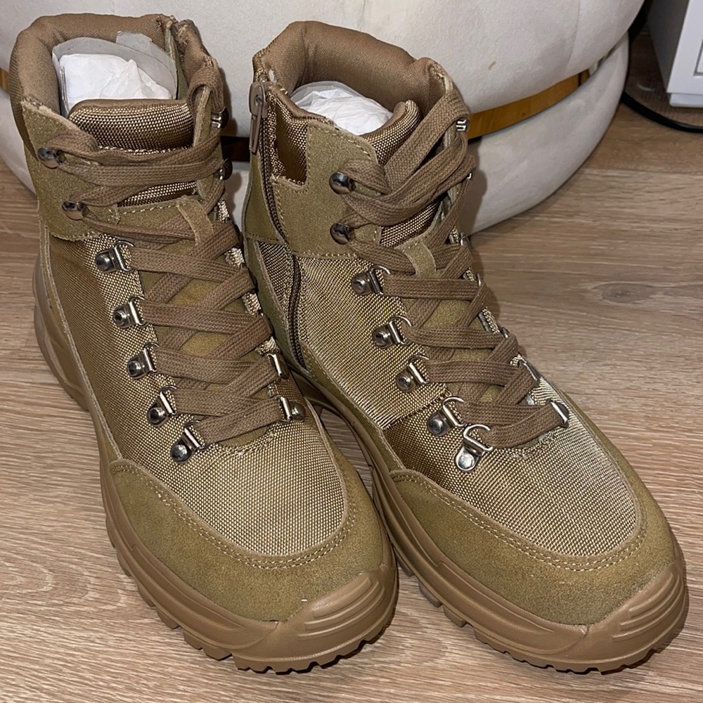 Steve Madden Riland boots